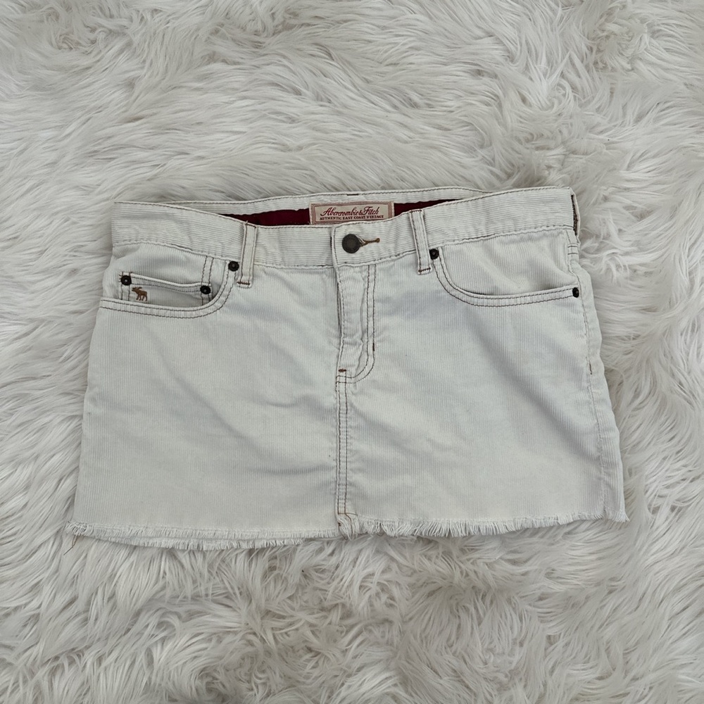 y2k low rise skirt